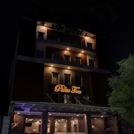 Hôtel Treebo Trend Palm Tree à Chennai Extérieur photo