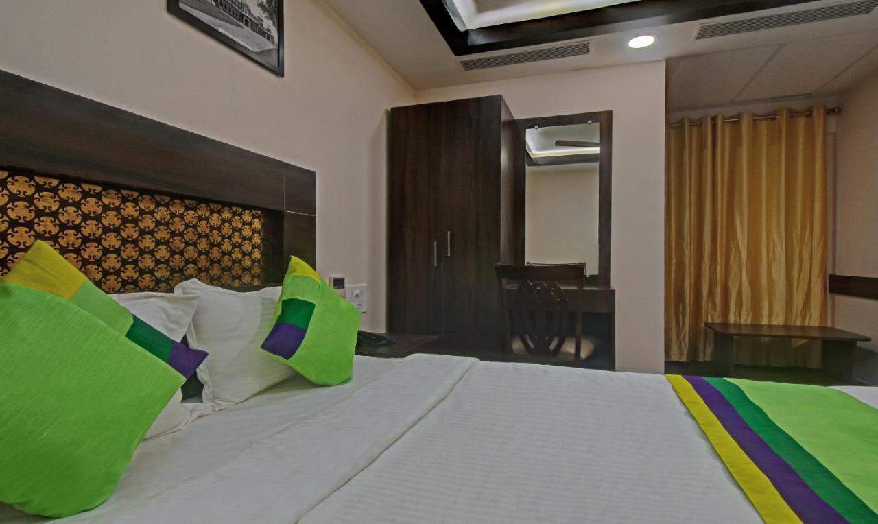 Hôtel Treebo Trend Palm Tree à Chennai Extérieur photo