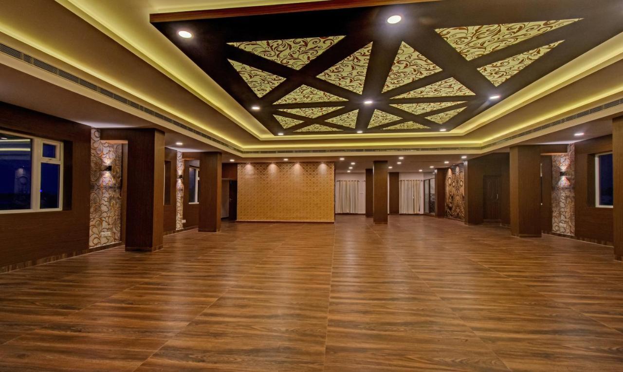 Hôtel Treebo Trend Palm Tree à Chennai Extérieur photo