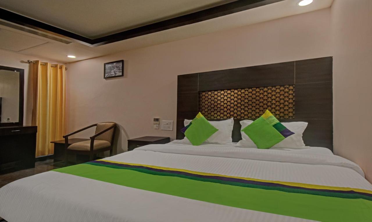 Hôtel Treebo Trend Palm Tree à Chennai Extérieur photo