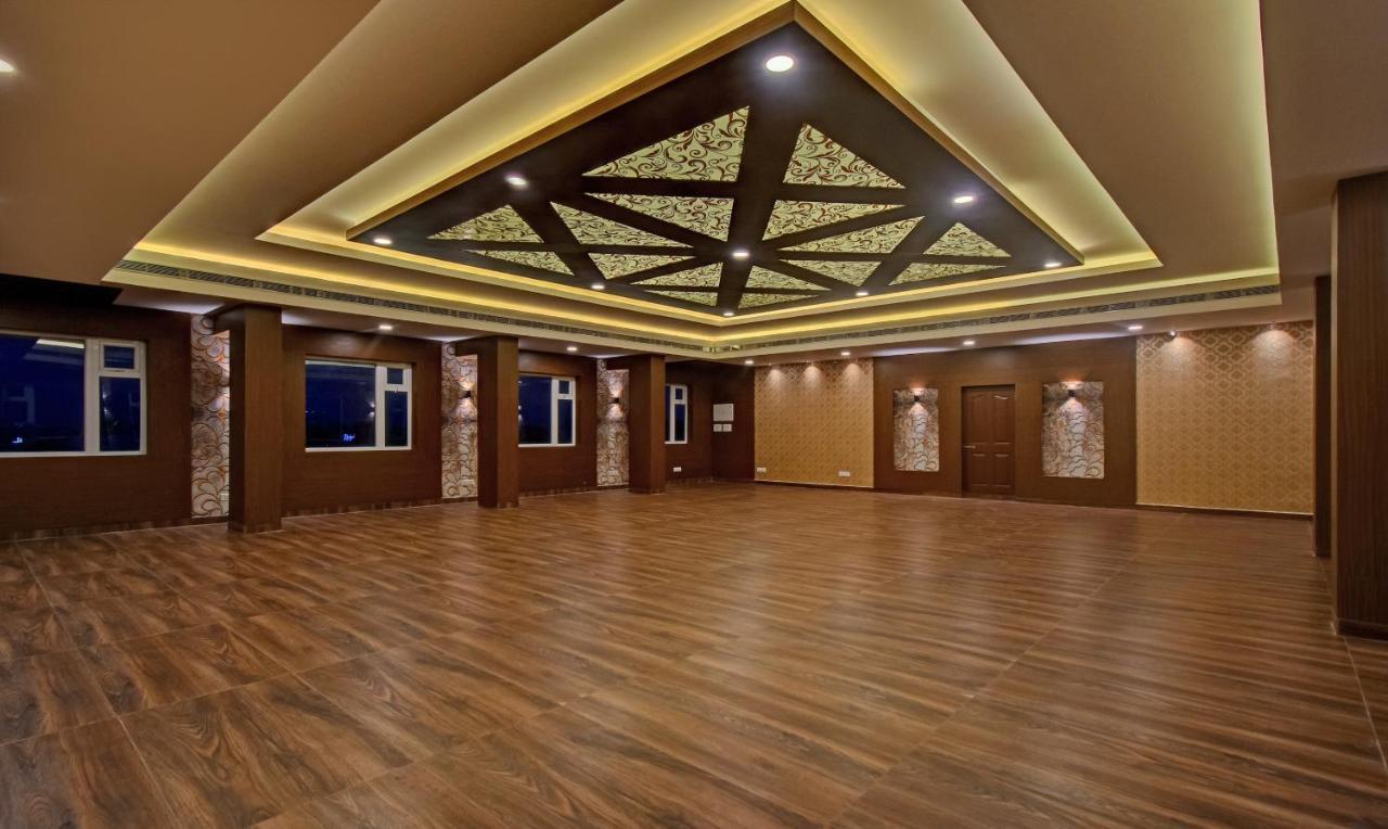 Hôtel Treebo Trend Palm Tree à Chennai Extérieur photo