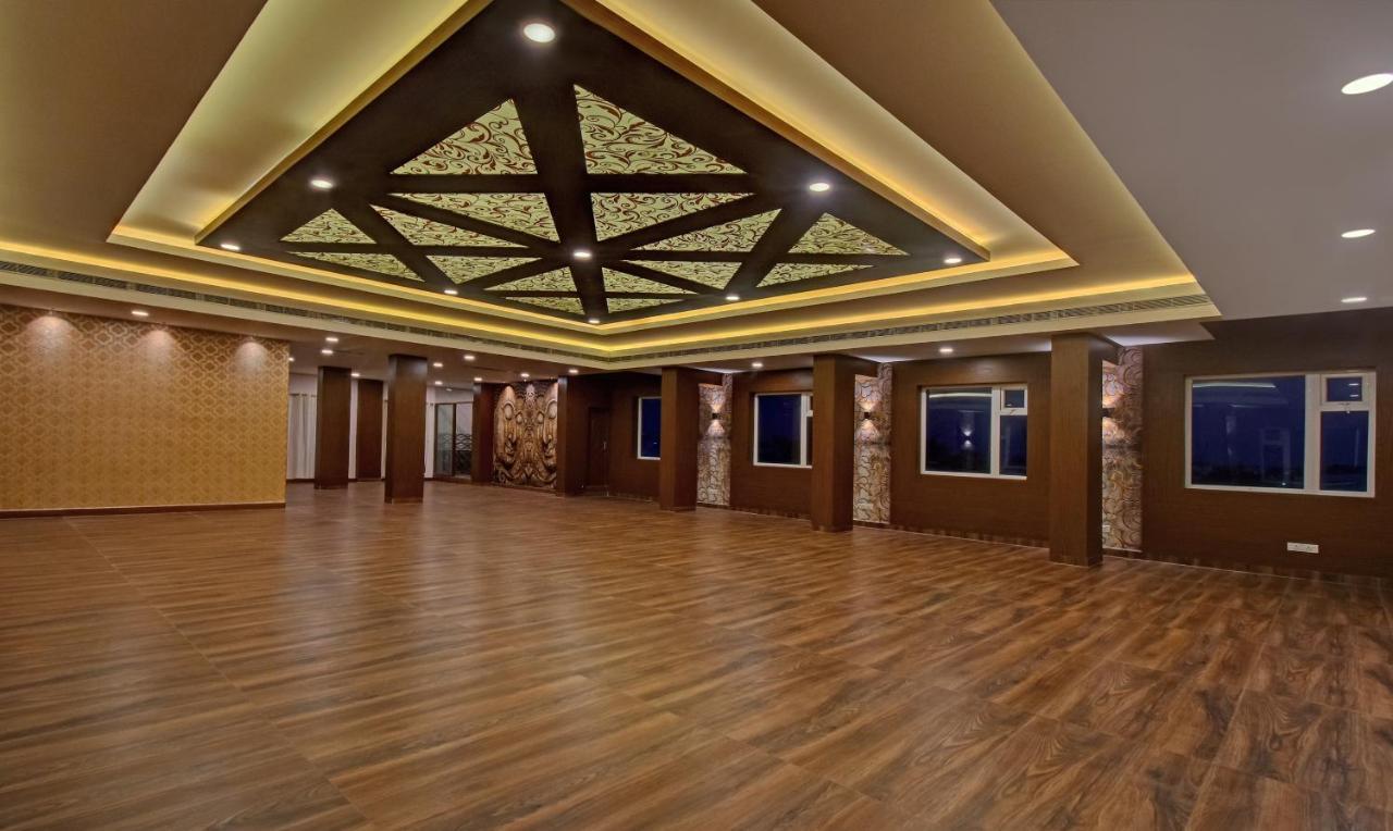 Hôtel Treebo Trend Palm Tree à Chennai Extérieur photo